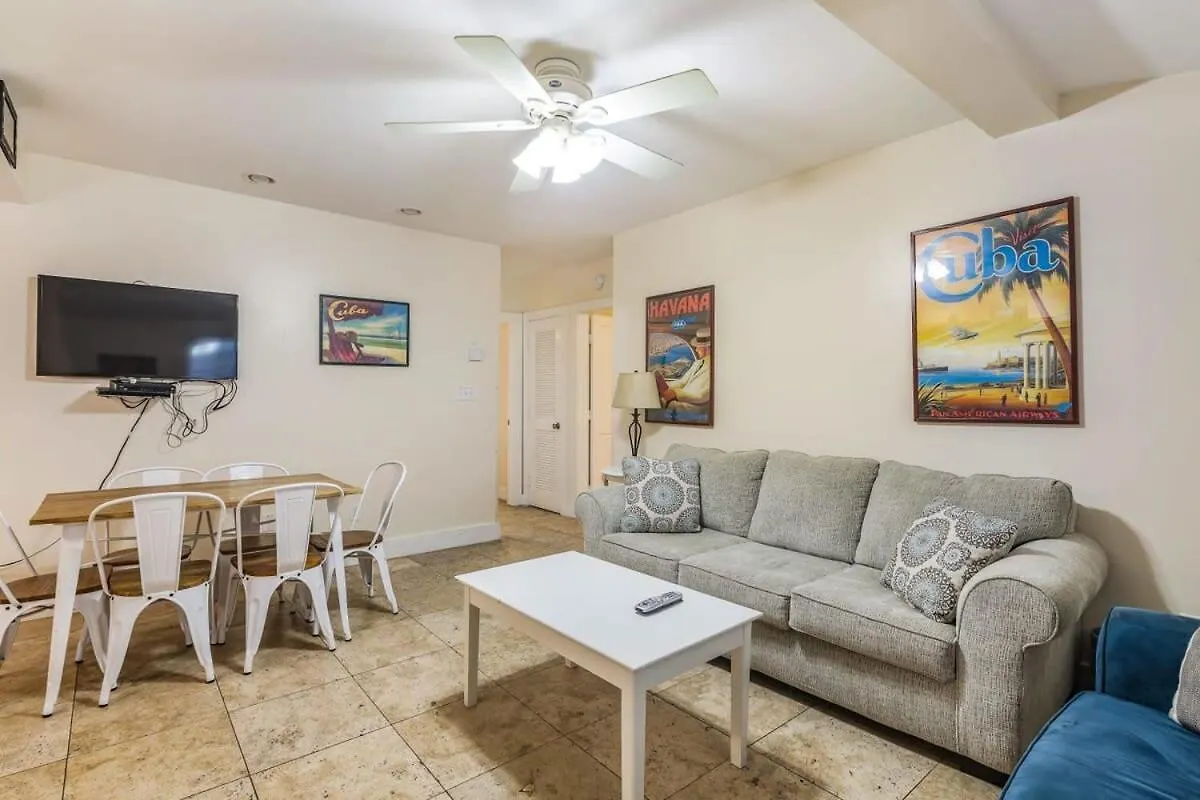 Villa Sea Breeze -Great Location! Cayo Hueso